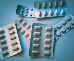 Remédio para Dor de Ouvido e Sinusite: Guia Completo para Alívio e Tratamento