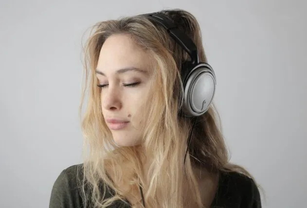 Quais são os efeitos da música no cérebro e no humor